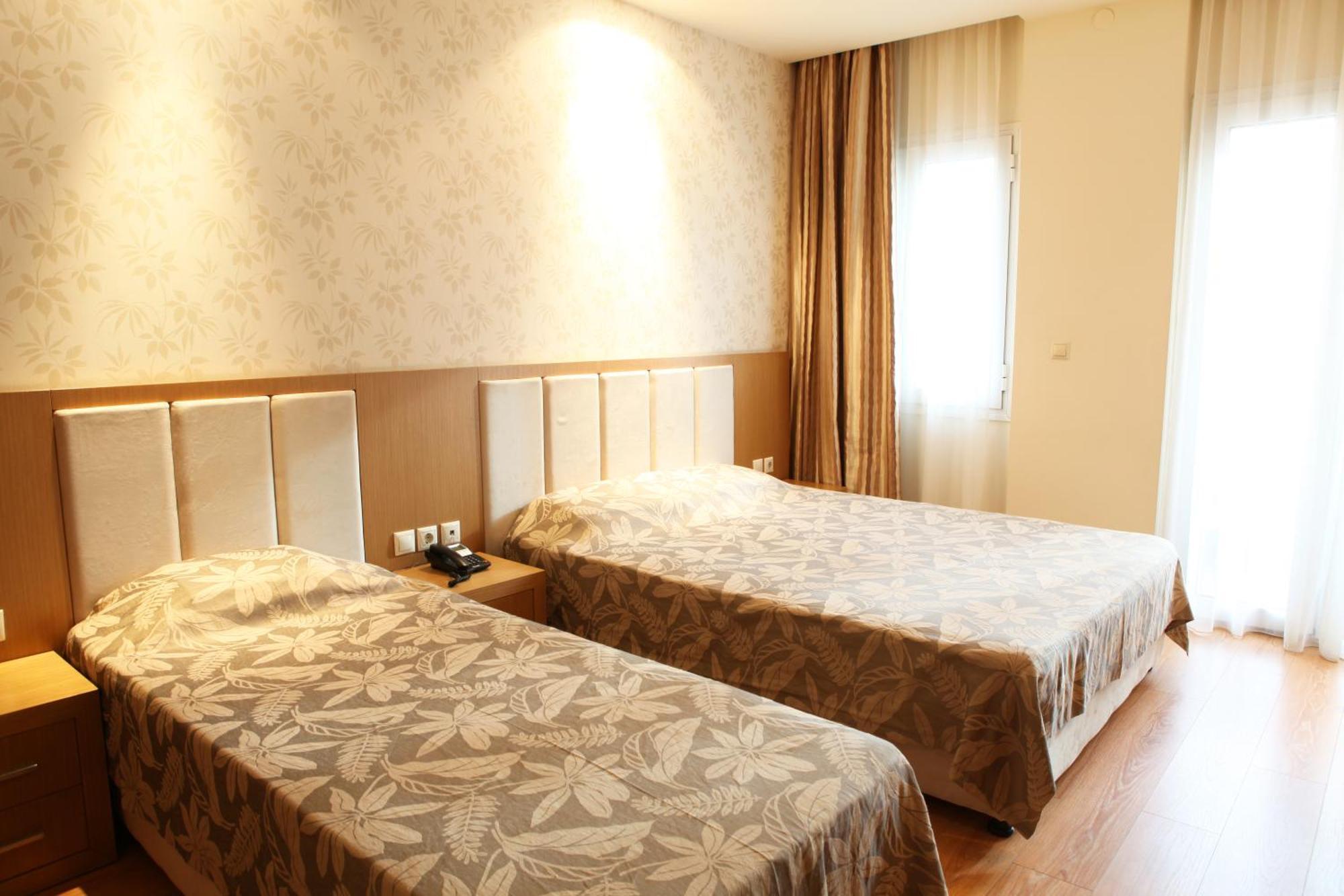 Hotel Alfa Edessa Exteriör bild